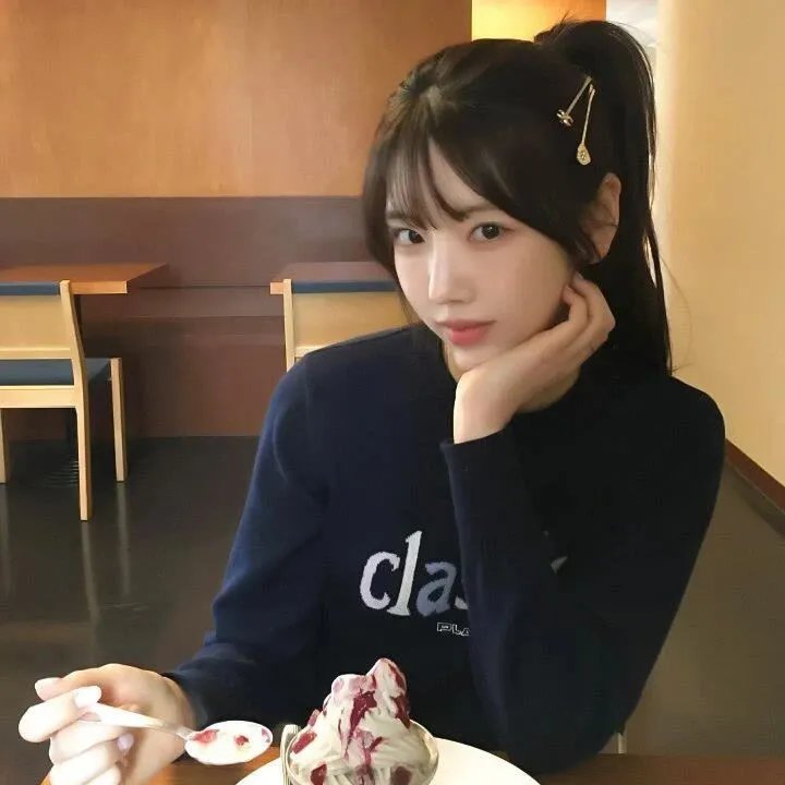 麻辣老师1这个女生有点冷